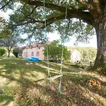 Maison Tiny Bwa *