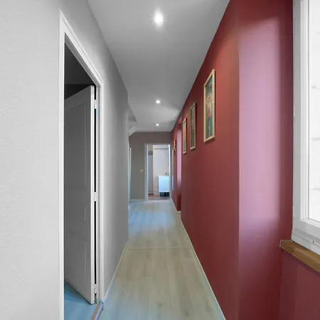 Gospodarstwo wiejskie Maison Tiny Bwa