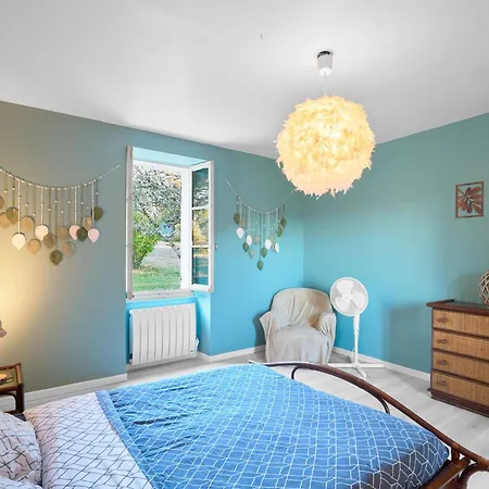 Maison Tiny Bwa * Saint-Cernin-de-lʼHerm