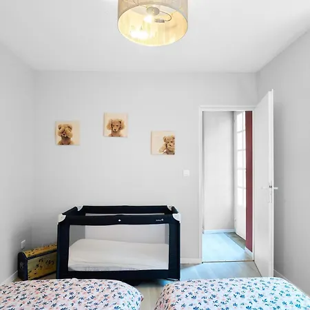 Gospodarstwo wiejskie Maison Tiny Bwa *