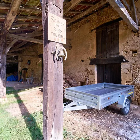 Maison Tiny Bwa Saint-Cernin-de-lʼHerm