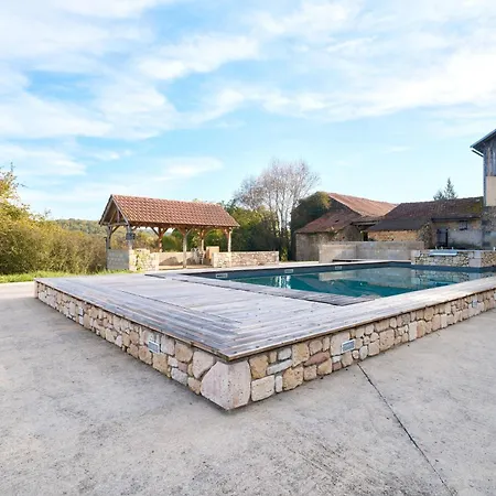 Gospodarstwo wiejskie Maison Tiny Bwa