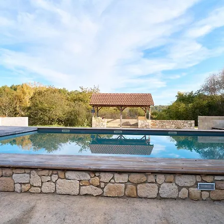 Maison Tiny Bwa Gospodarstwo wiejskie *