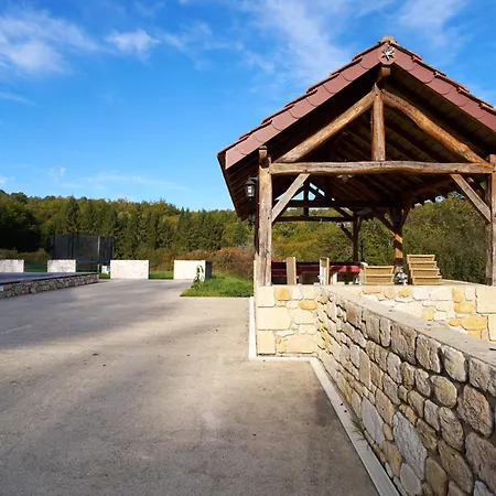 Maison Tiny Bwa Landsted Saint-Cernin-de-lʼHerm