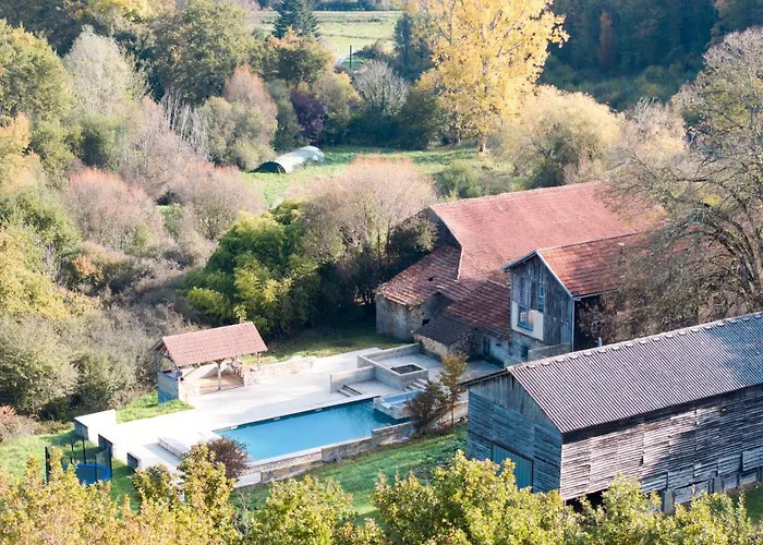 Casa di campagna Maison Tiny Bwa