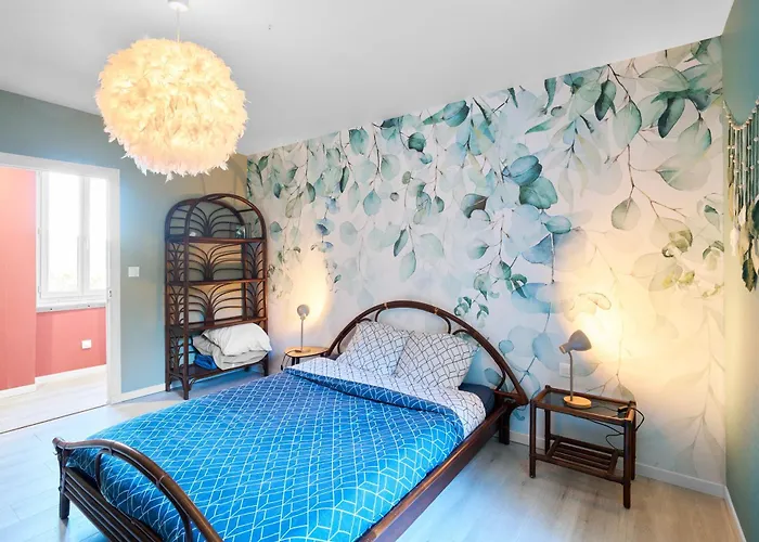 Maison Tiny Bwa Saint-Cernin-de-lʼHerm