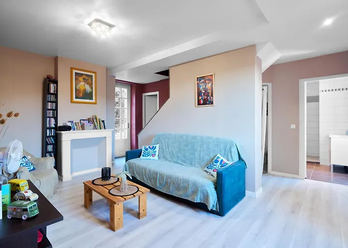 Maison Tiny Bwa * Saint-Cernin-de-lʼHerm