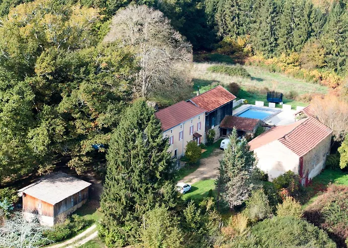 Casa di campagna Maison Tiny Bwa *